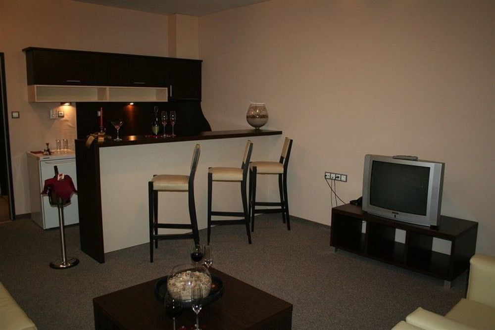 Kendros Hotel Plovdiv Esterno foto
