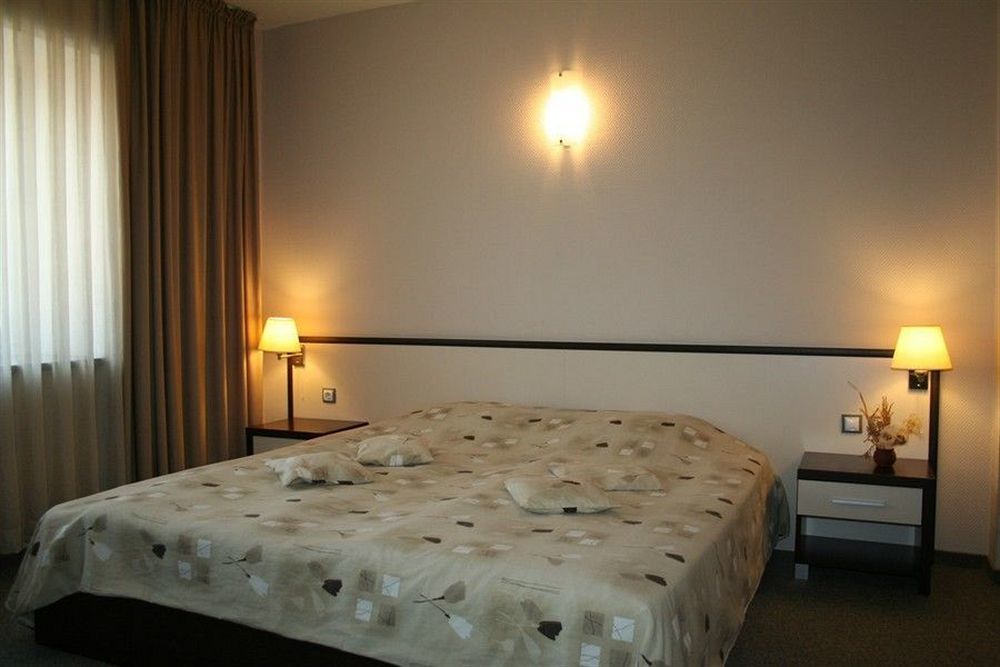 Kendros Hotel Plovdiv Esterno foto
