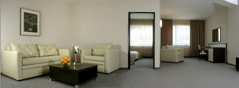 Kendros Hotel Plovdiv Esterno foto